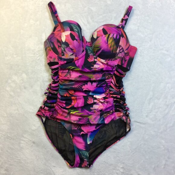 Torrid One-Piece Swimsuit Sz 1X DD/DDD Womans Plus Pink Floral Lattice Underwire - Picture 1 of 12